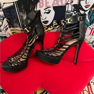 Jessica Simpson Black Strappy Platform Heels